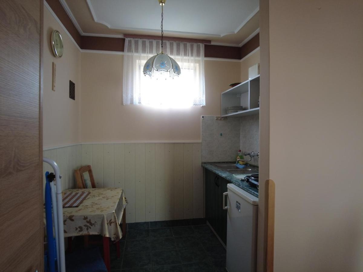 Stop Apartment Bük Zewnętrze zdjęcie