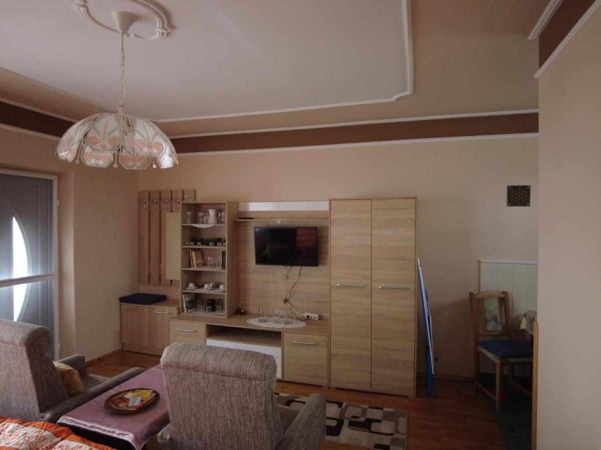 Stop Apartment Bük Zewnętrze zdjęcie
