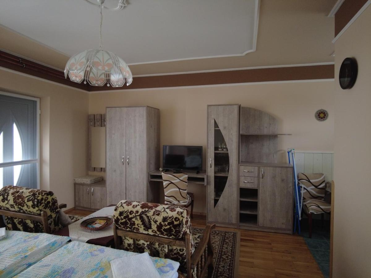 Stop Apartment Bük Zewnętrze zdjęcie